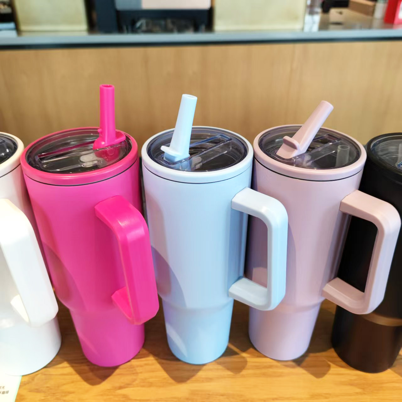 40oz Insulated Tumbler with Handle & Straw – 304 Stainless Steel Vacuum Cup, 1200ml