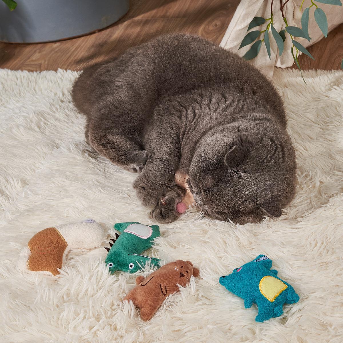 Catnip Plush Cat Toy - Self-Play Boredom Relief Pet Doll